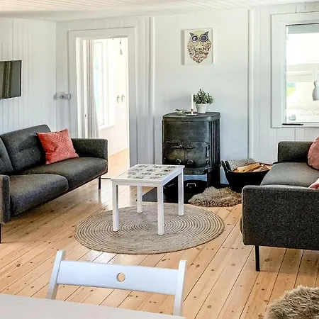 Stunning In With 2 Bedrooms And Wifi Vejby